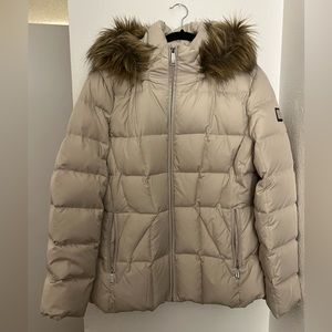 EUC/NWOT CALVIN KLEIN Down Puffer Jacket